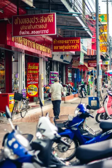 Who Owns Thailand? Wealth, Oligarchy, and the Families at the Top